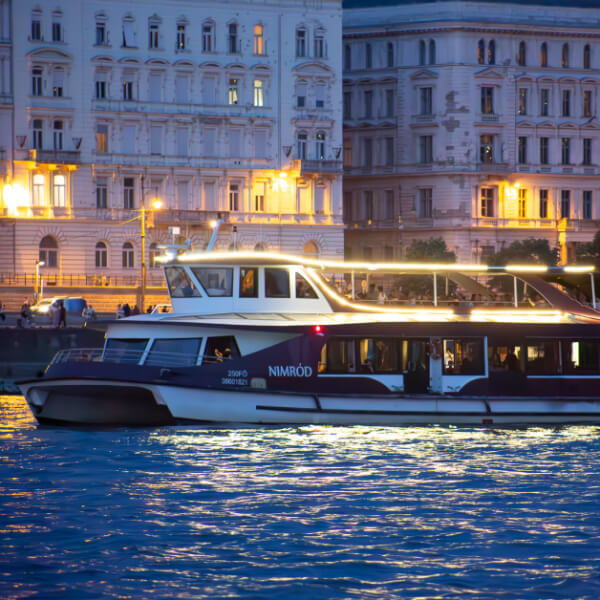 Happy hour sightseeing cruise Happy hour sightseeing cruise